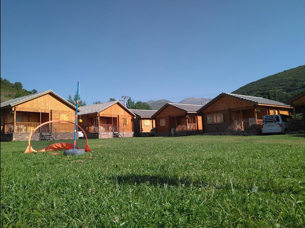 Bungalows Laspaúles Exterior foto